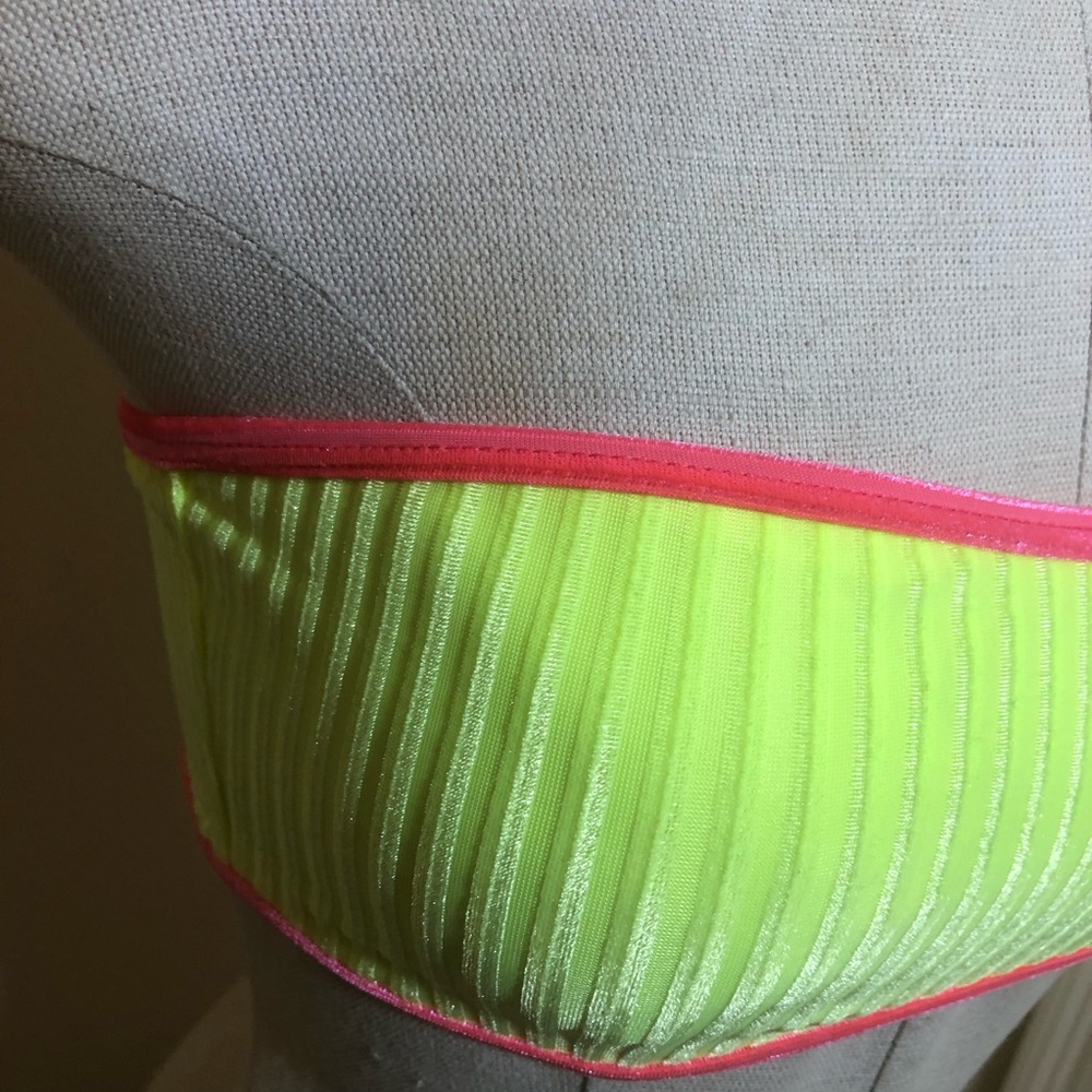Revibe by Dippin’ Daisies bandeau encore strapless neon bikini top ribbed - Picture 2 of 5